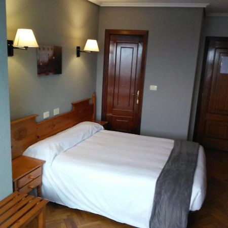 Hostal San Telmo Tui Ngoại thất bức ảnh