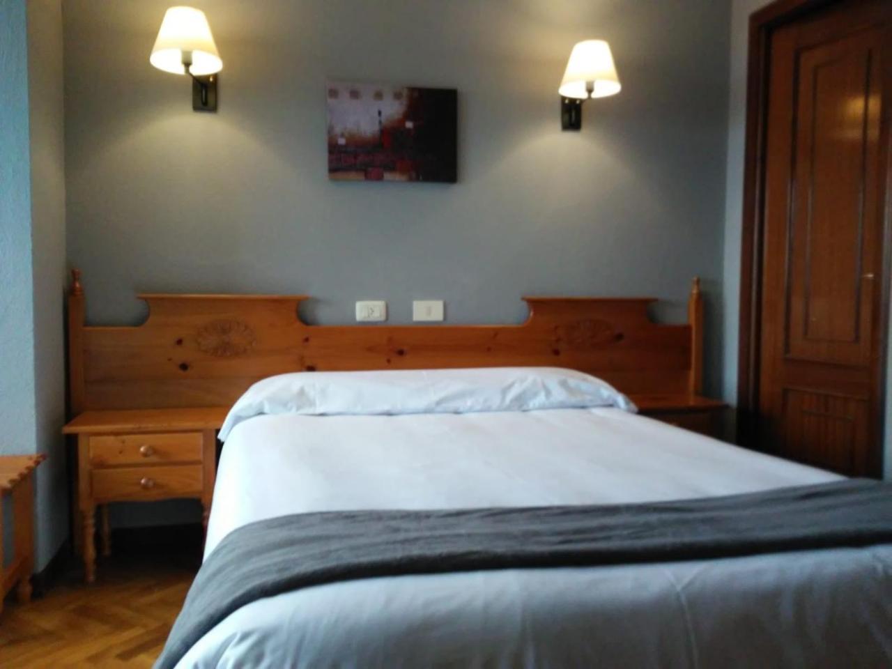 Hostal San Telmo Tui Ngoại thất bức ảnh